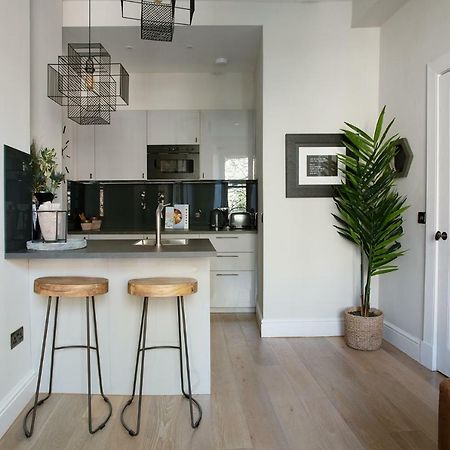 Holyrood Park City Centre Apartment Единбург Екстериор снимка