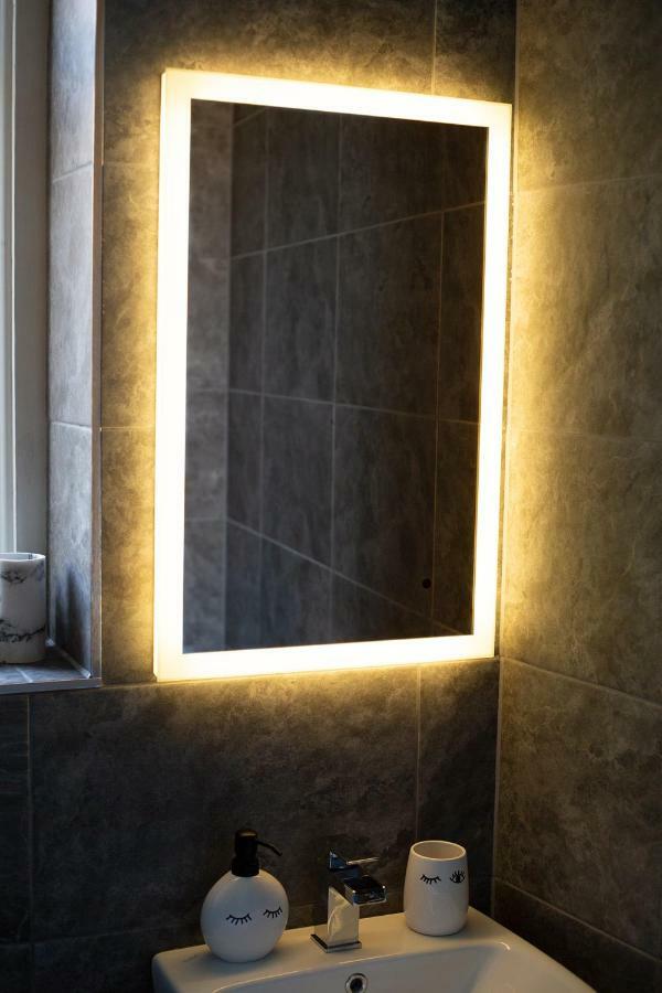 Holyrood Park City Centre Apartment Единбург Екстериор снимка
